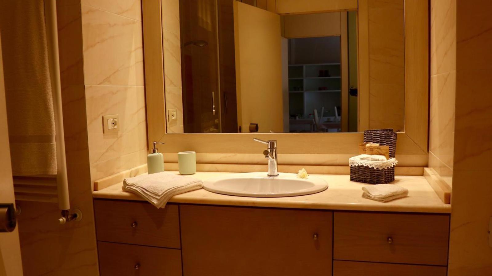 A Casa Di Grace Bed & Breakfast Basiglio Luaran gambar