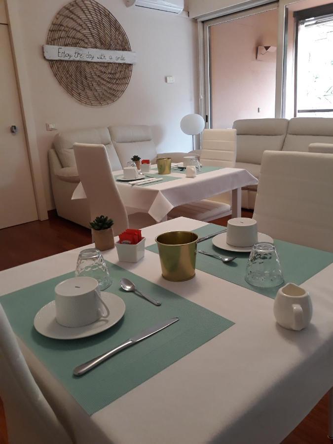 A Casa Di Grace Bed & Breakfast Basiglio Luaran gambar